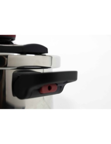 Olla de presion de 8 litros en  acero...